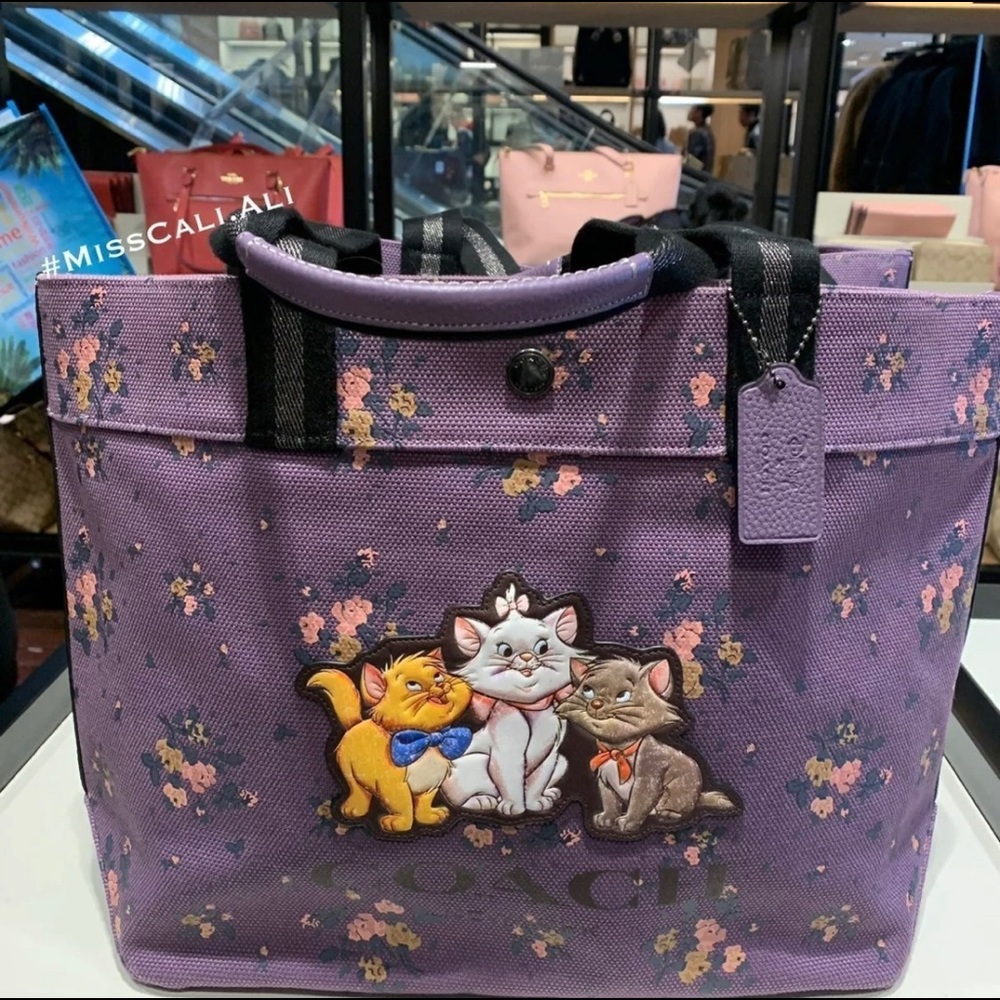 COACH SET |Limited Edition Aristocat Tote Coin Bag - Picture 13 of 16